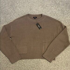 NWT Express cropped sweater. Size S